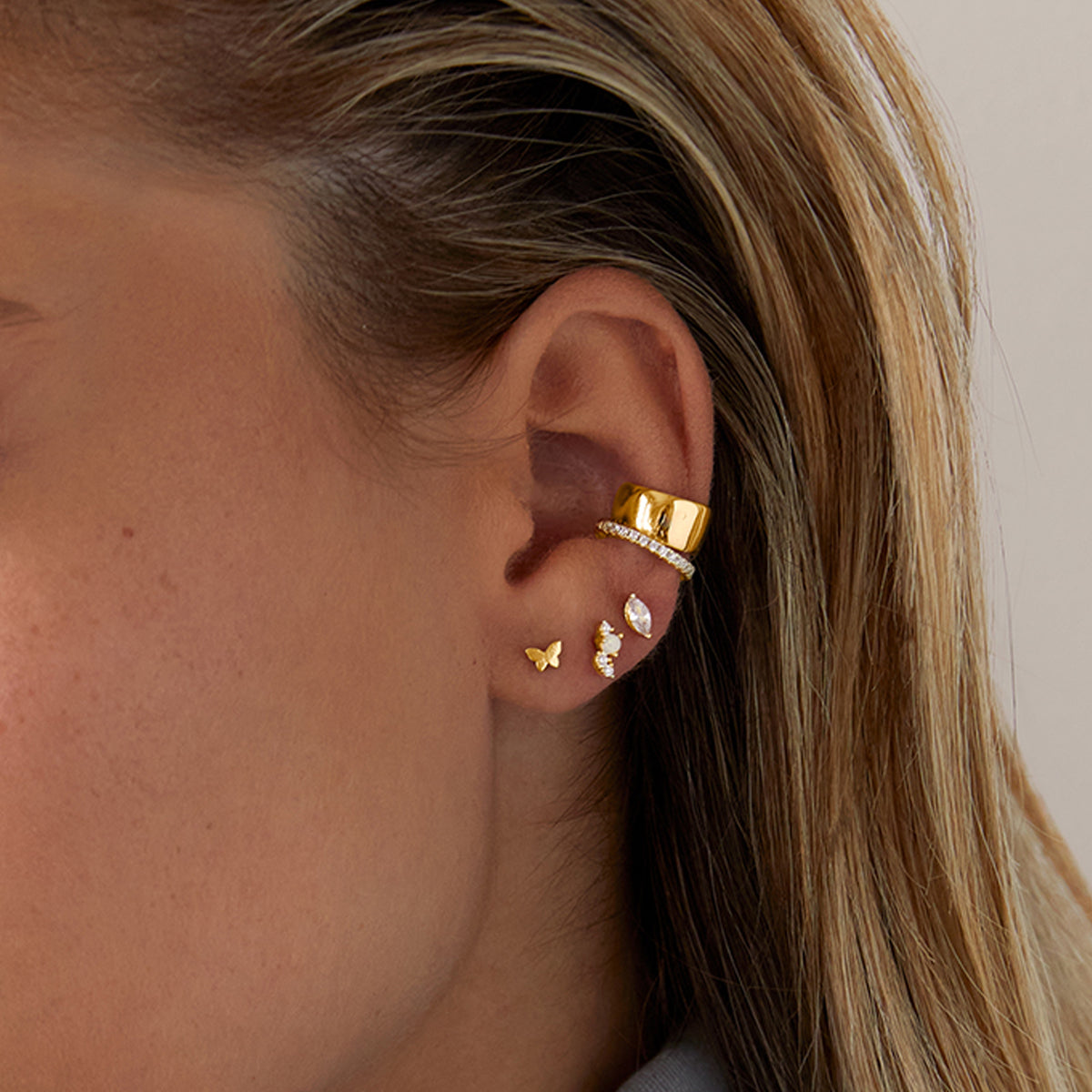 人気ブランド【PAVOI】Star Stud Flat Backピアス 22B-E11-R1_21c4e34a-df6b-4067-