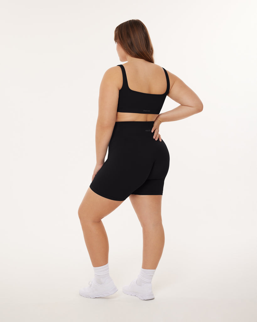#Variant_Black / Large, X-Large