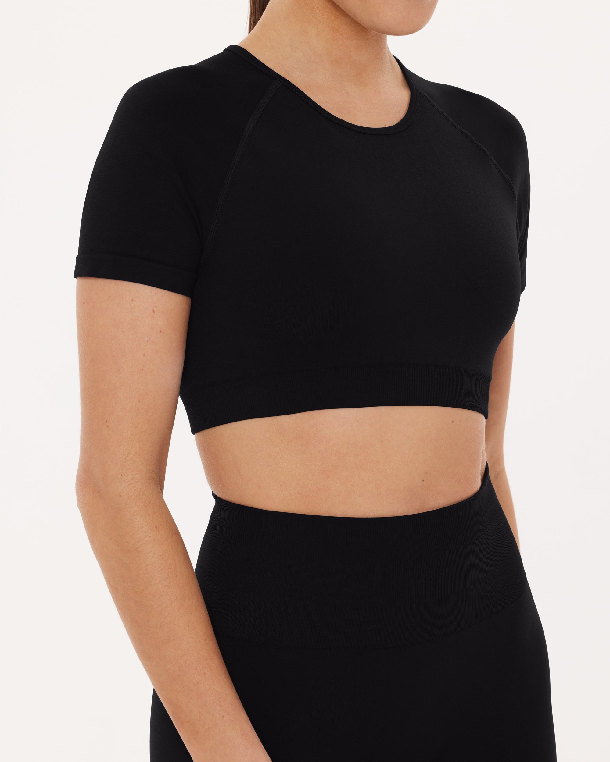 Seamless High-Support Short Sleeve Workout Crop Top – PAVOI