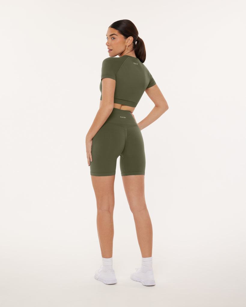#Variant_Dusty Green