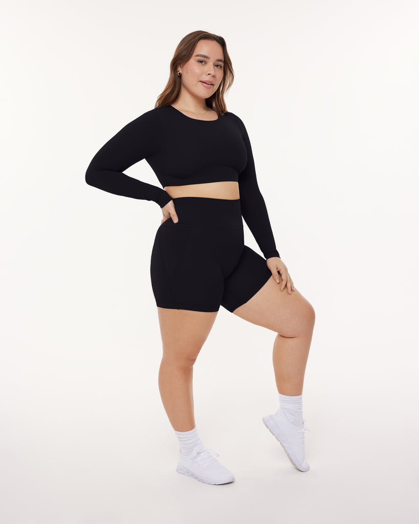 #Variant_Black / Large, X-Large