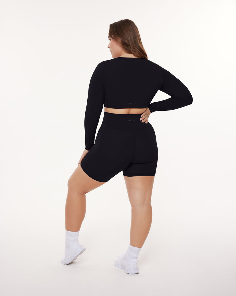 #Variant_Black / Large, X-Large