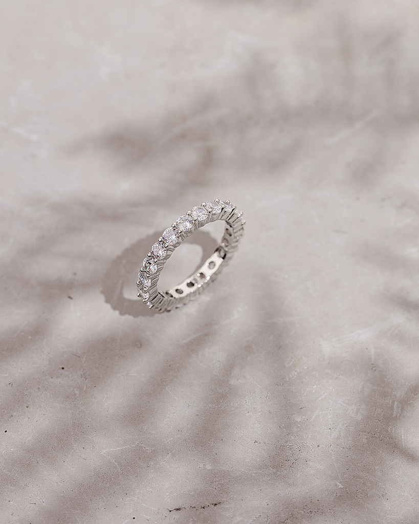 #Variant_White  Gold