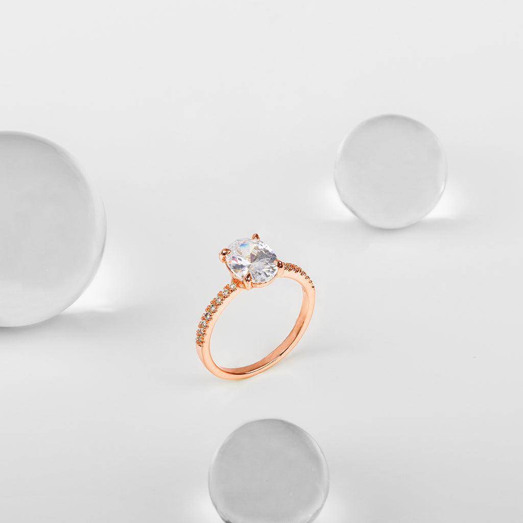Azira Oval Ring  Ring 
