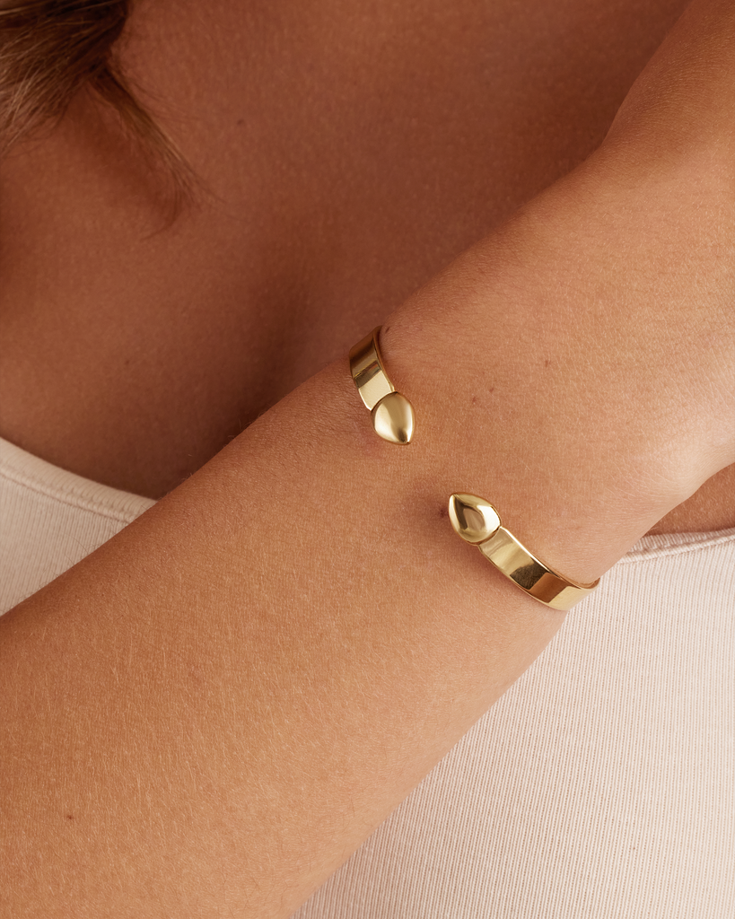 #Variant_Yellow Gold / Plain