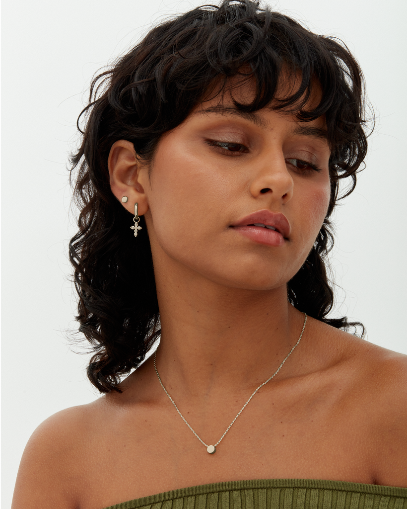 #Variant_White Gold / Cross