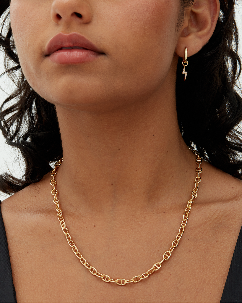 #Variant_Yellow Gold / Lightning