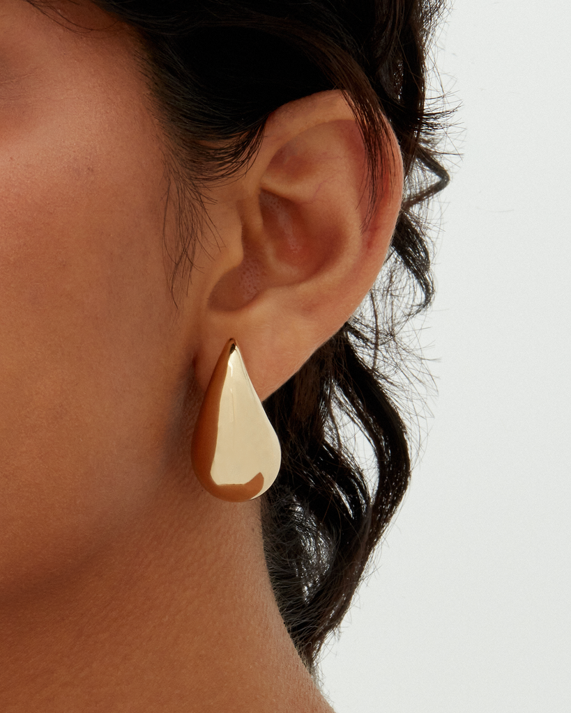 #Variant_Yellow Gold / 31 Millimeters