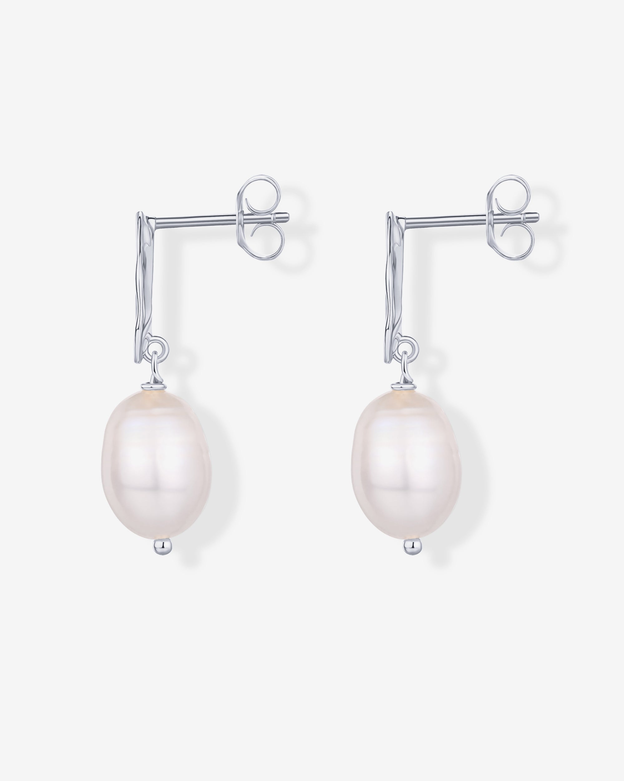 人気ブランド【PAVOI】Pearl Dropピアス Wavy Pearl Drops Earrings – PAVOI