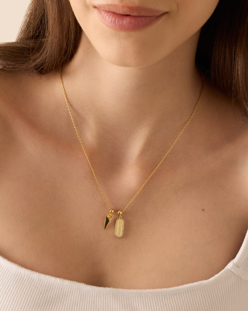 #Variant_Yellow Gold / Fearless Mood Charm