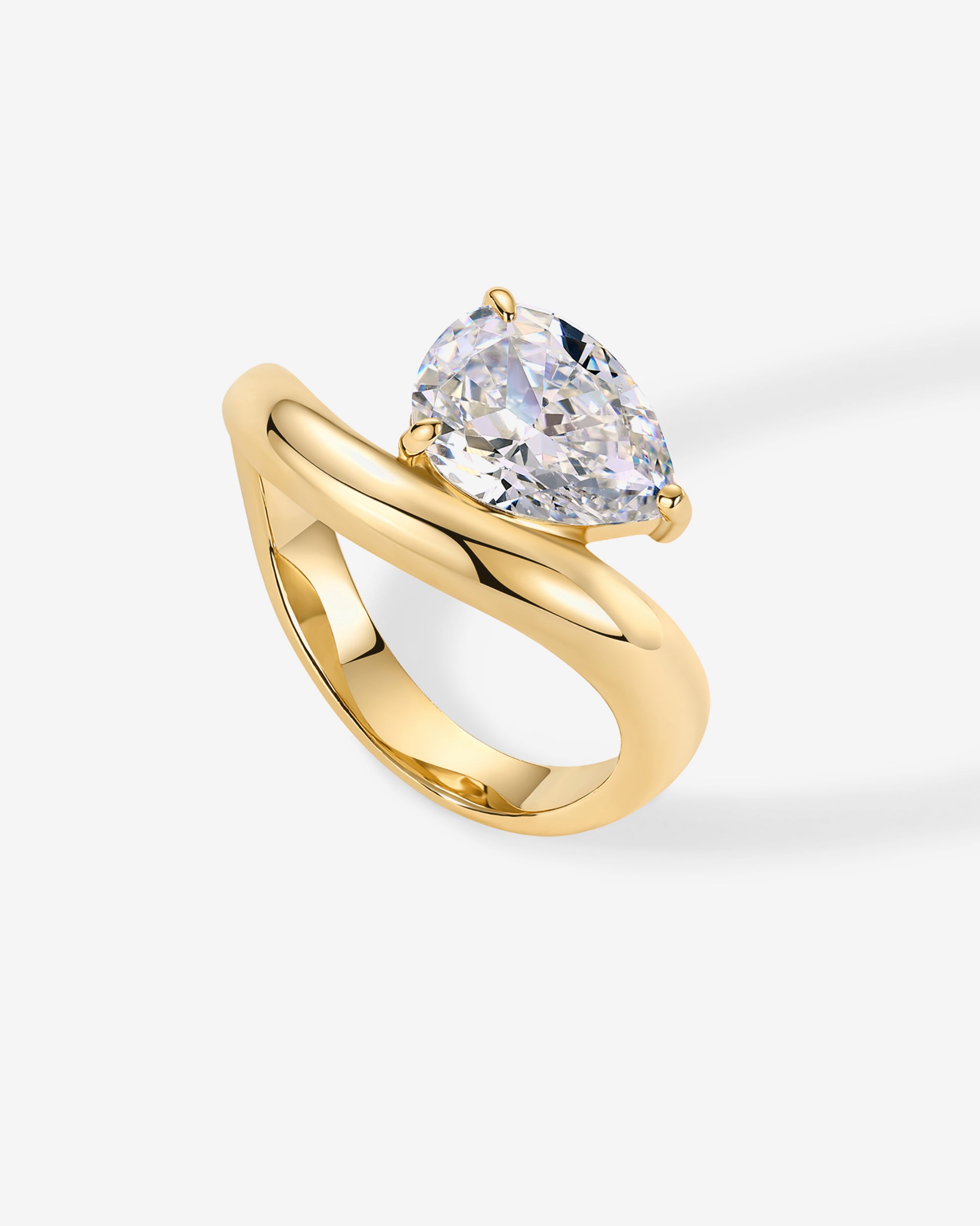 人気ブランド【PAVOI】CZ Pear Double Wavyリング Pear Cubic Zirconia Curved Ring – PAVOI