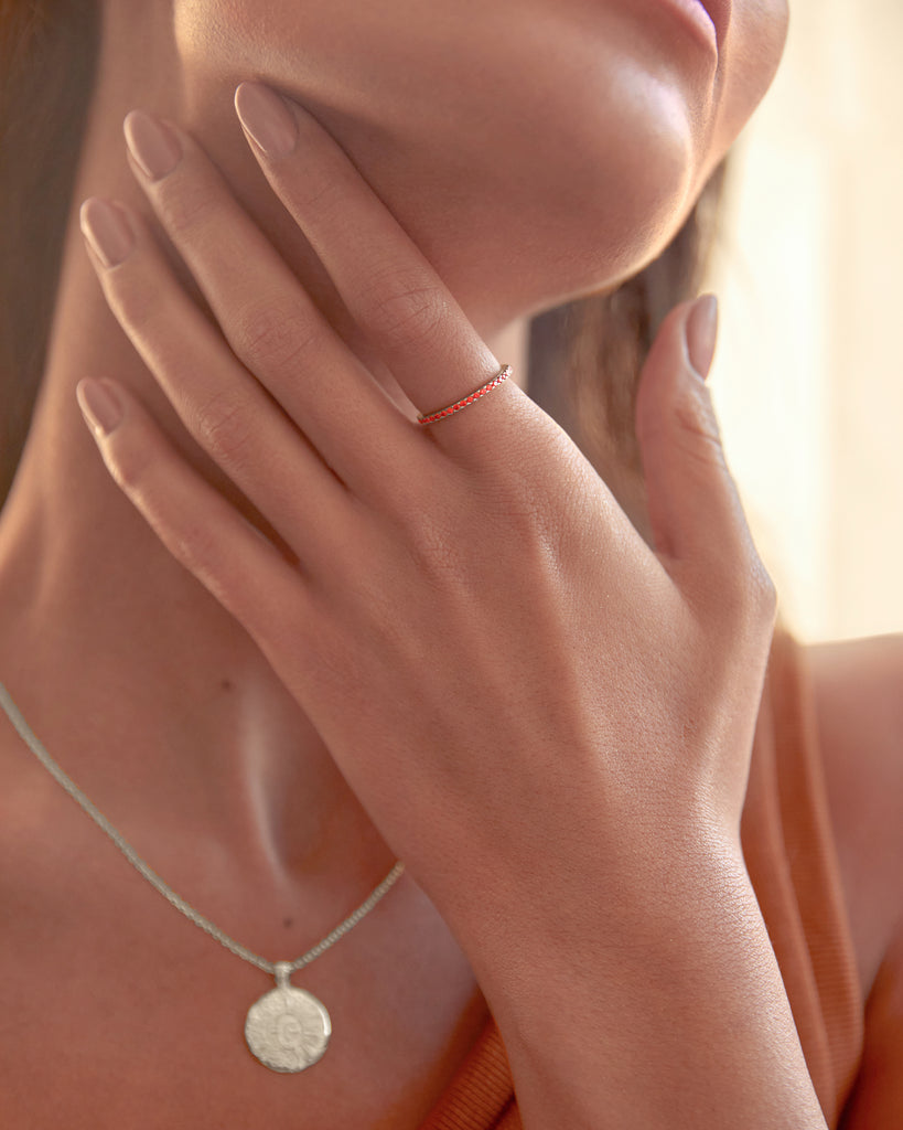 #Variant_White Gold / Garnet