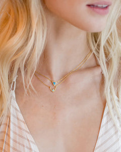 #Variant_Yellow Gold White Opal