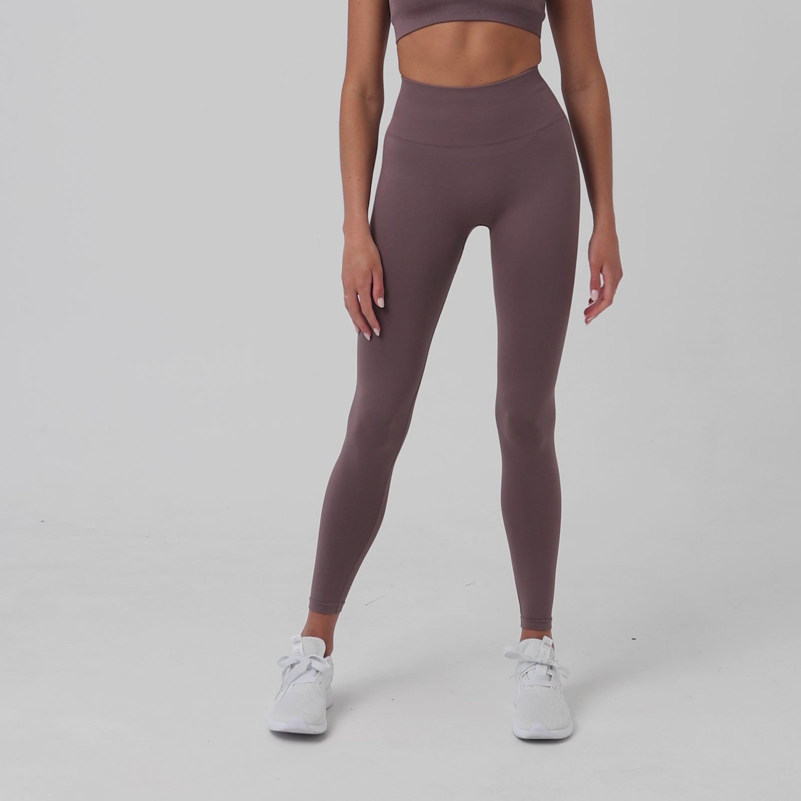 Activewear This or That ✨Ps. this is your reminder to shop Active by PAVOI  !💪 ⁠ .⁠ .⁠ .⁠ .⁠ .⁠ .⁠ ⁠ #gymootd #leggings #workoutootd…
