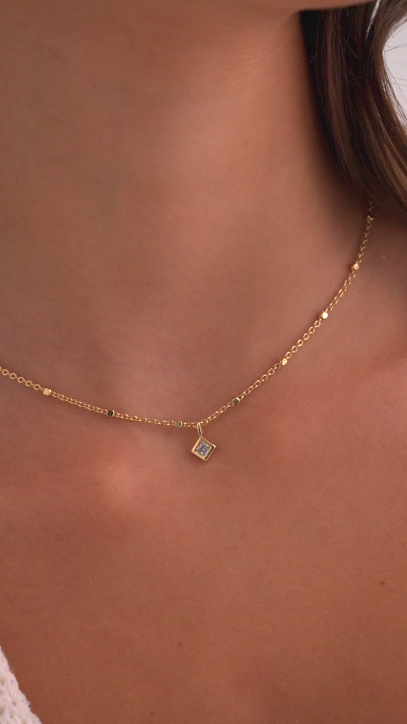 #Variant_Yellow Gold