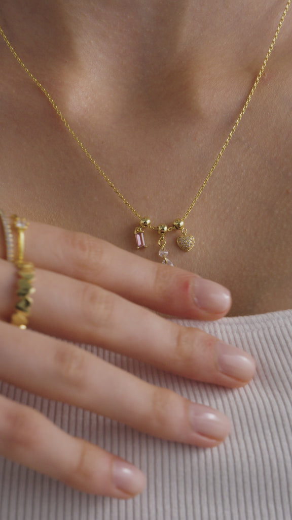 #Variant_Yellow Gold / Whimsy Heart Charm