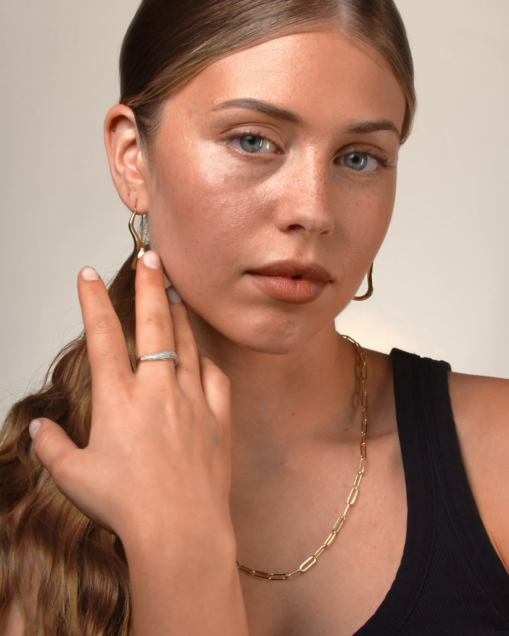 Tahiti Wavy Ring – PAVOI