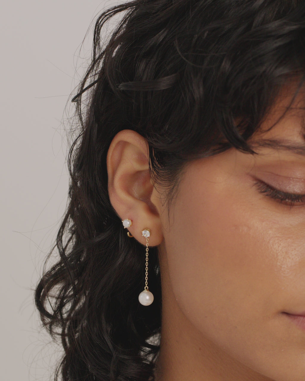 日本未発売【PAVOI】Sola Pearl Studsピアス Sola Pearl Studs – PAVOI