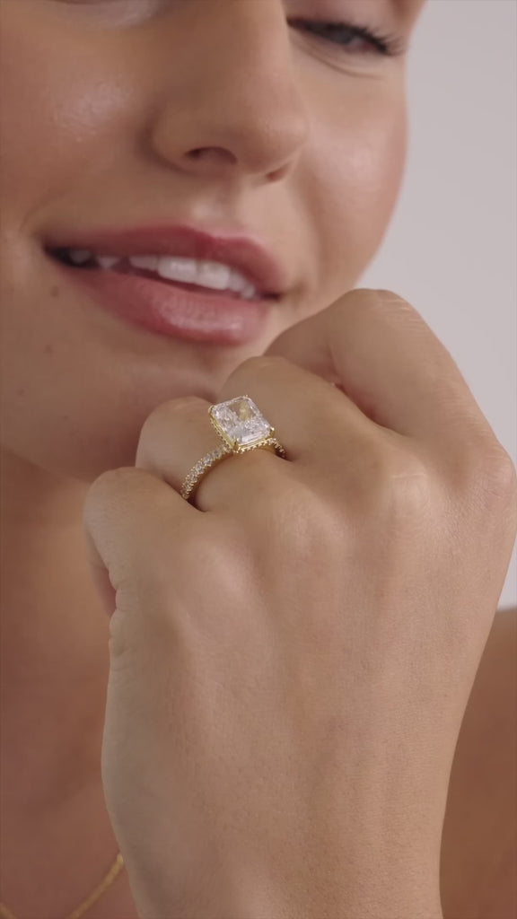 #Variant_Yellow Gold