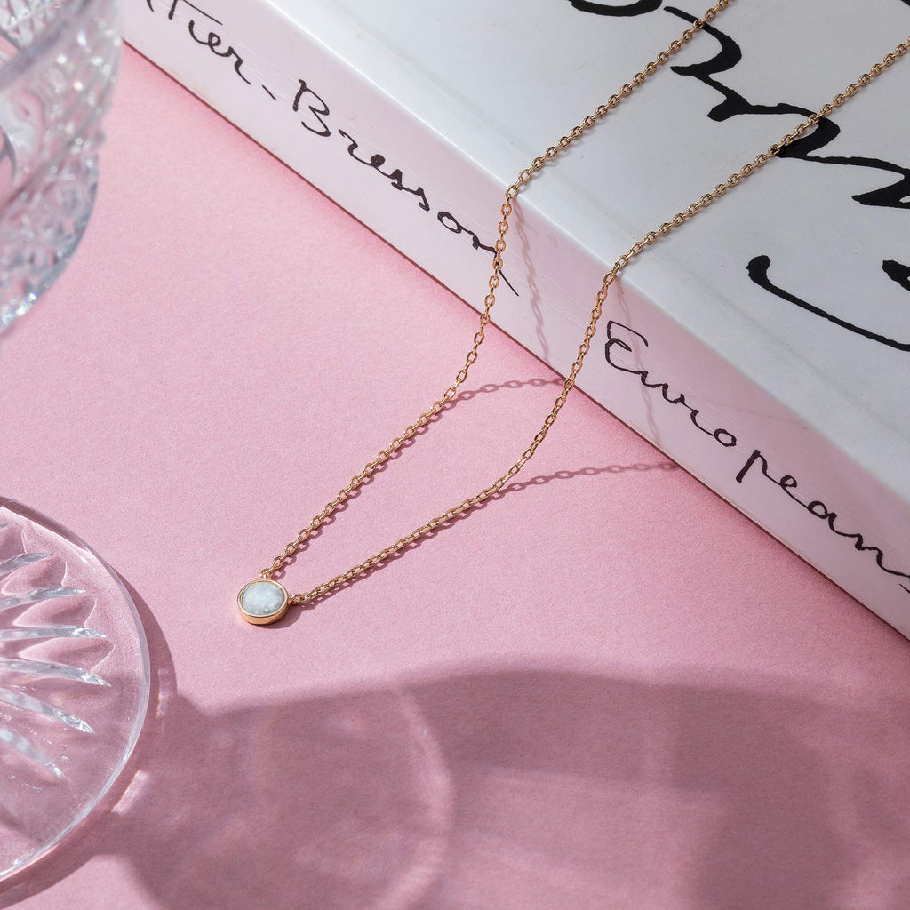 #Variant_Yellow Gold White Opal