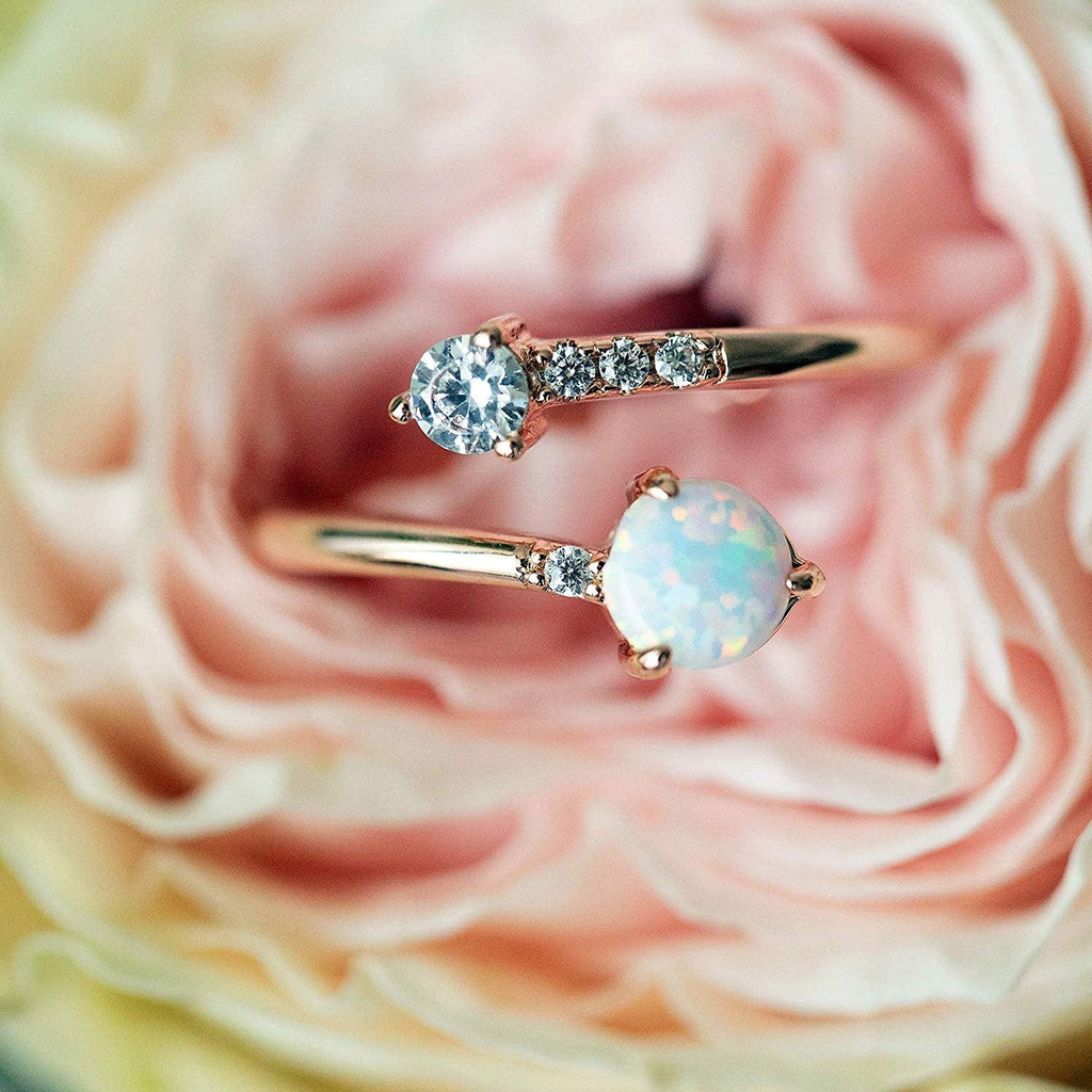 #Variant_Yellow Gold White Opal